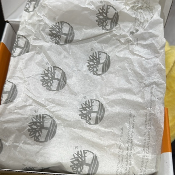 Toddler size 5C wheat Timberland boots… NEVER worn brand new boots - Picture 3 of 6